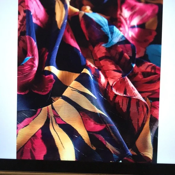 Women’s dress - Picture 5 of 5